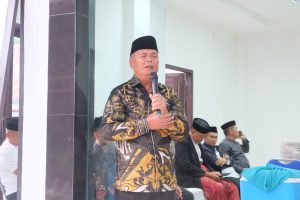 Bupati Muslimin Bando Bersama Baznas Salurkan Bantuan ke 150 Mustahik di Baraka