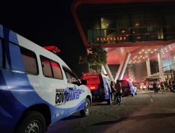 Pemkot Makassar Kerahkan 47 Ambulance Covid Hunter Evakuasi Korban Kebakaran TSM