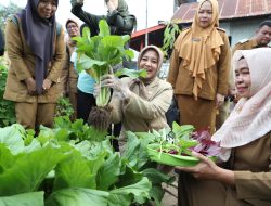 Terlibat Bersama Masyarakat, Wawali Fatmawati Optimis Terbaik dalam Lomba Kelurahan 2023