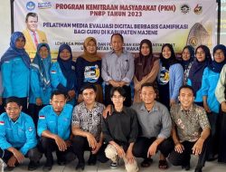 Tingkatkan Keterampilan Guru di Majene, PKM Pascasarjana UNM Beri Pelatihan