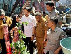Kunjungi Korban Kebakaran Jl Teuku Umar, dr Udin Malik Disambut Hangat Masyarakat