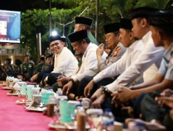 Bersama Ribuan Masyarakat, Wali Kota Danny Hadiri Pelaksanaan Zikir dan Shalawat Bersama Pangdam XIV/Hasanuddin