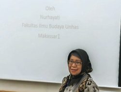 Dosen Linguistik Unhas Mempresentasikan Bahasa Umpatan Netizen Indonesia di Korea Selatan