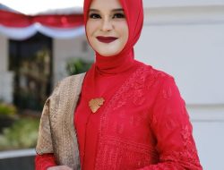 Disebut Flexing, Ternyata Priska Jadi Model Promosi Produk Vanilla Hijab
