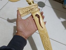 9 Senjata Tradisional Sulawesi Selatan, Ada Badik dan Kawali