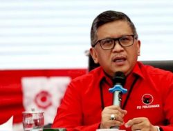 Hasto Sekjen PDIP Tak Kuasa Menahan Tangis saat Bercerita tentang Presiden Jokowi