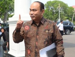 Menkominfo Bakal Takedown Berita Hoaks Jelang Debat Capres 2024