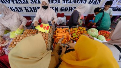 Gerakan Pasar Pangan Murah Bikin Warga Gowa Makin Irit
