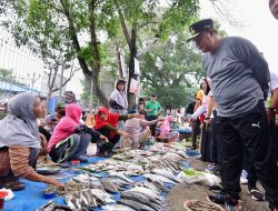 Gerakan Pasar Murah di Bone Tingkatkan Ekonomi Rakyat