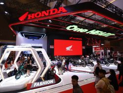 AHM Pamer Produk Teranyar New Honda Stylo 160 Digelaran IIMS 2024