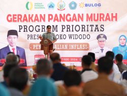 Pemprov Sulsel Serahkan Bantuan Pangan ke Warga Miskin di Bantaeng Senilai Rp 11,19 Miliar