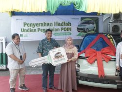Ini Dia Nasabah Pegadaian Kanwil Makassar yang Beruntung dapat Hadiah 1 Unit Mobil