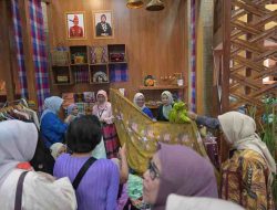 Dekranasda Makassar Pamerkan Ragam Produk UMKM di Gelaran Inacraft 2024 Jakarta