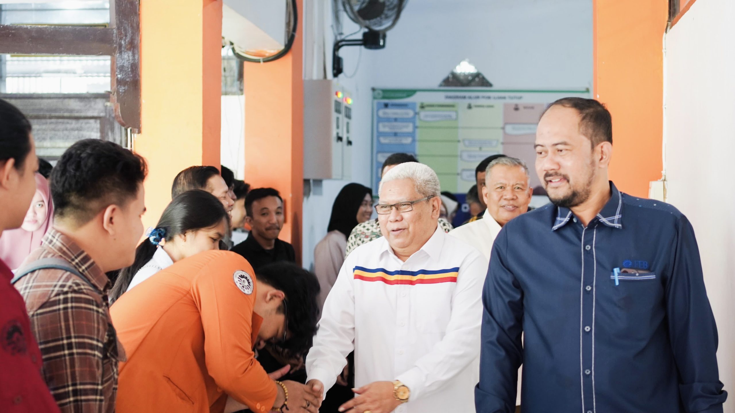 Rektor UNM Karta Jayadi
