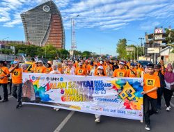 Ribuan Civitas Akademika Ramaikan Jalan Santai Dies Natalis ke-63 UNM