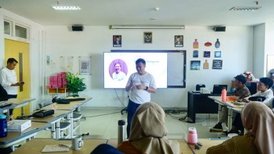 Sekolah Islam Athirah Hadirkan Kelas Transformasi Digital Bersama Google