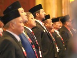 Pemkot Makassar Terima Duplikat Bendera Pusaka untuk HUT RI ke-79