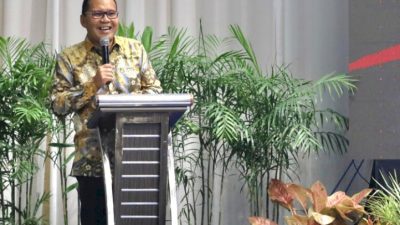 Wali Kota Makassar Danny Pomanto Hadiri Rakernas IKATEK
