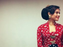 5 Inspirasi OOTD dengan Batik Jumputan
