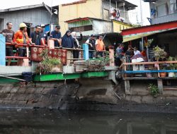 Cegah Banjir, Pemkot Makassar Adakan Program Sabtu Bersih