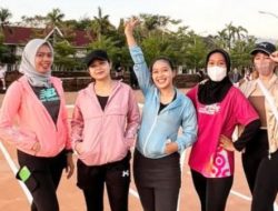 Adu Outfit Saat Joging di Makassar