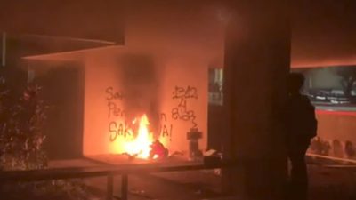 Mahasiswa Ditangkap Saat Aksi Tolak Kekerasan Seksual di FIB Unhas, Begini Kronologinya!