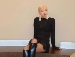 APT. Bawa Rose BLACKPINK Jadi Solois Korsel Pertama di Top 10 Billboard