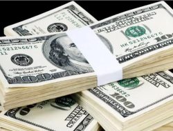 Pelemahan Rupiah Berlanjut, Dolar Tembus Rp16.000 di Beberapa Bank Besar