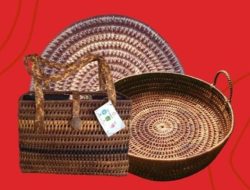 Seni Anyaman Tradisional Sulsel yang Dikembangkan Jadi Bisnis Modern   