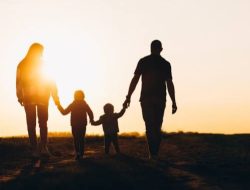 7 Fakta Mendidik dengan Tegas, Bikin Anak Tangguh dan Berkarakter