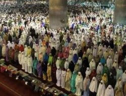 Tarawih Pertama Ramadan 2025, Kapan Umat Muslim Mulai Menunaikannya?