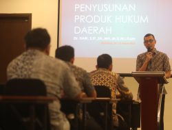 Plh Sekda Makassar Resmi Buka Bimtek Penyusunan Produk Hukum Daerah