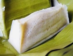 Barongko: Kuliner Khas Sulsel untuk Menjaga Kesehatan Mental Remaja di Bulan Ramadan