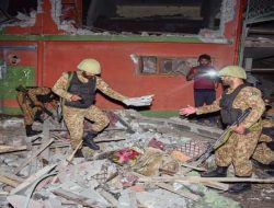 Denting Genderang Perang: Krisis India-Pakistan, Dunia Menahan Napas