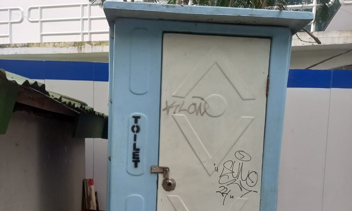 Toilet