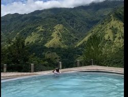Destinasi Wisata Mandatte Park, Permandian Bernuansa Pegunungan