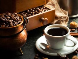 Kopi Tak Lagi Manis: Harga Anjlok, Nasib Petani dan Penikmat Terancam!