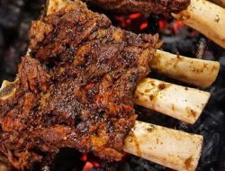 Kuliner Khas Sulsel: Di Antara Arang, Aroma, dan Kenangan