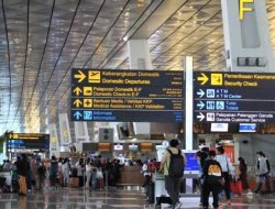 Tiket Pesawat Resmi Naik Sampai 13%, Cek Tarif Terbarunya