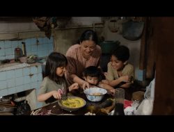 Dwi Sasono Jadi Ayah Temperamental di Trailer Baru Film Jangan Buang Ibu, Siap Tayang 25 Juni