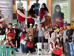 Atasi Penumpukan Sampah dan Dukung Pertanian Berkelanjutan, Mahasiswa KKN-T Unhas Edukasi Warga Balleangin Olah Limbah Organik Menjadi Pupuk Organik Cair “BIOVA”