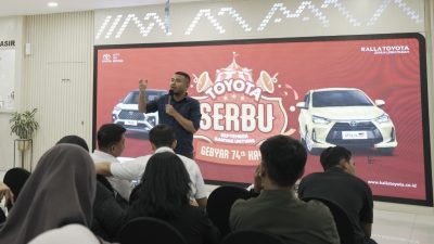 mobil hybrid Kalla Toyota